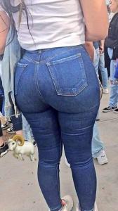 642002579: Chica busca chico en Valencia