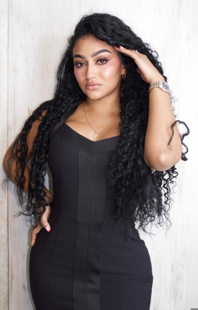 Chica busca chico en Alicante: 