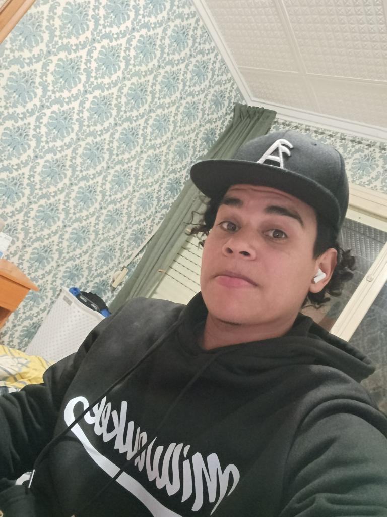 Chico busca chica en Alicante: 