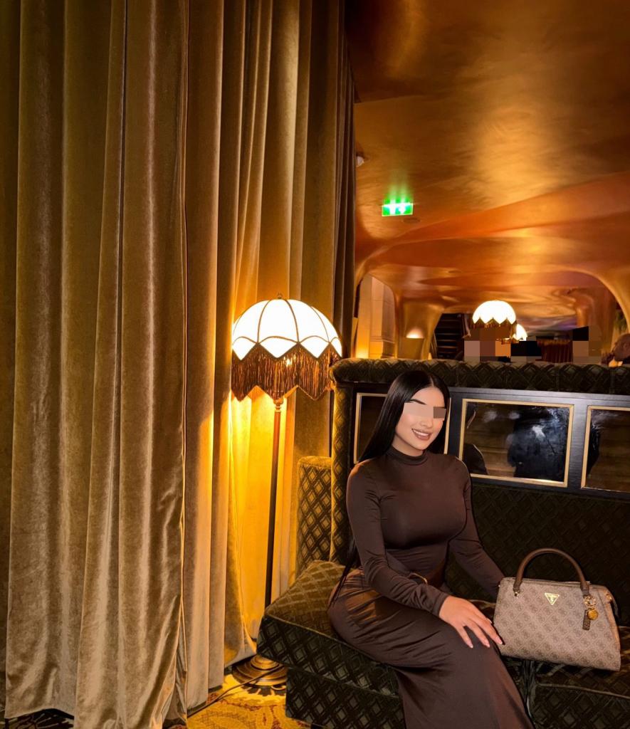 665317787: Chica busca chico en Gerona