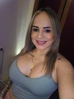 635956343: Chica busca chico en Menorca