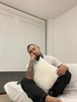 631517265: Chico busca chica en Barcelona