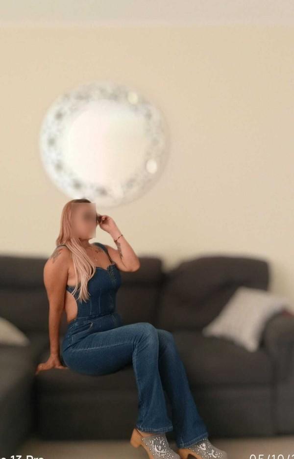 Chica busca chico en Tenerife: Chica busca chico