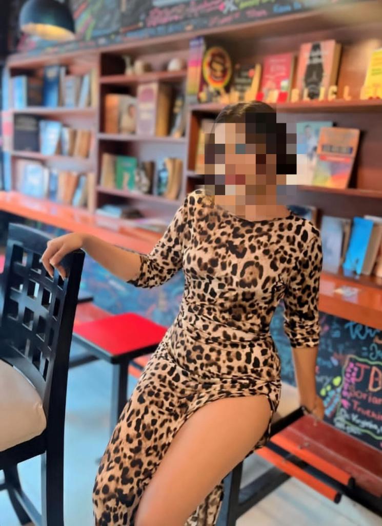 Chica busca chico en Huelva: 