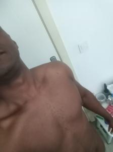 627663511: Chico busca chica en Valencia