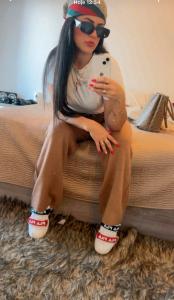 641895805: Chica busca chico en Zaragoza