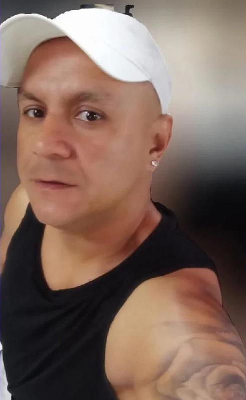 Chico busca chica en Málaga: 