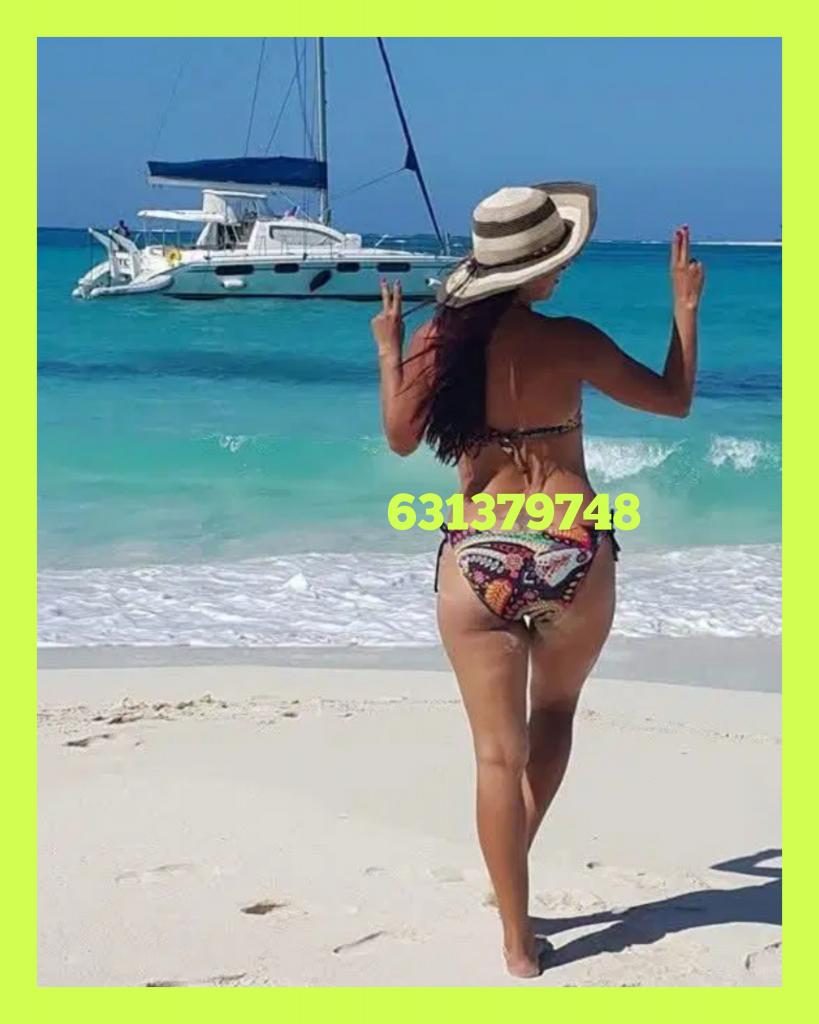 631379748: Chica busca chico en Barcelona