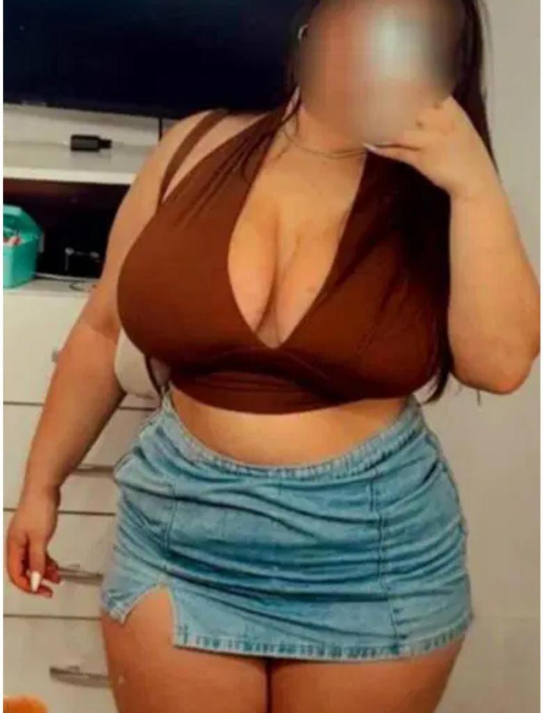Chica busca chico en Granada: 