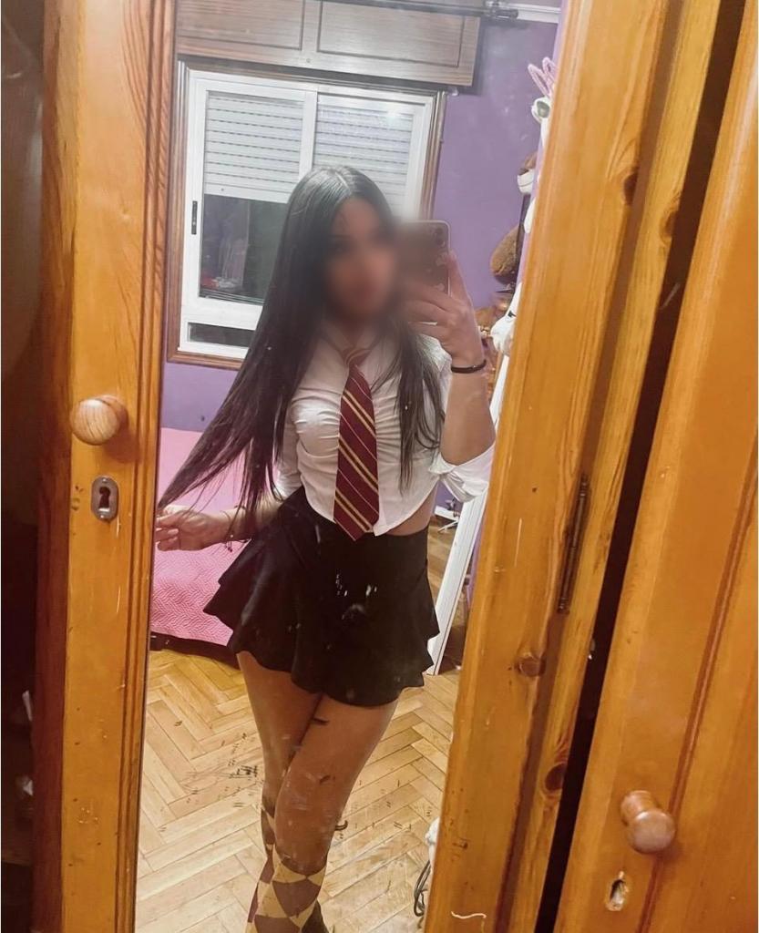 Chica busca chico en Sevilla: 