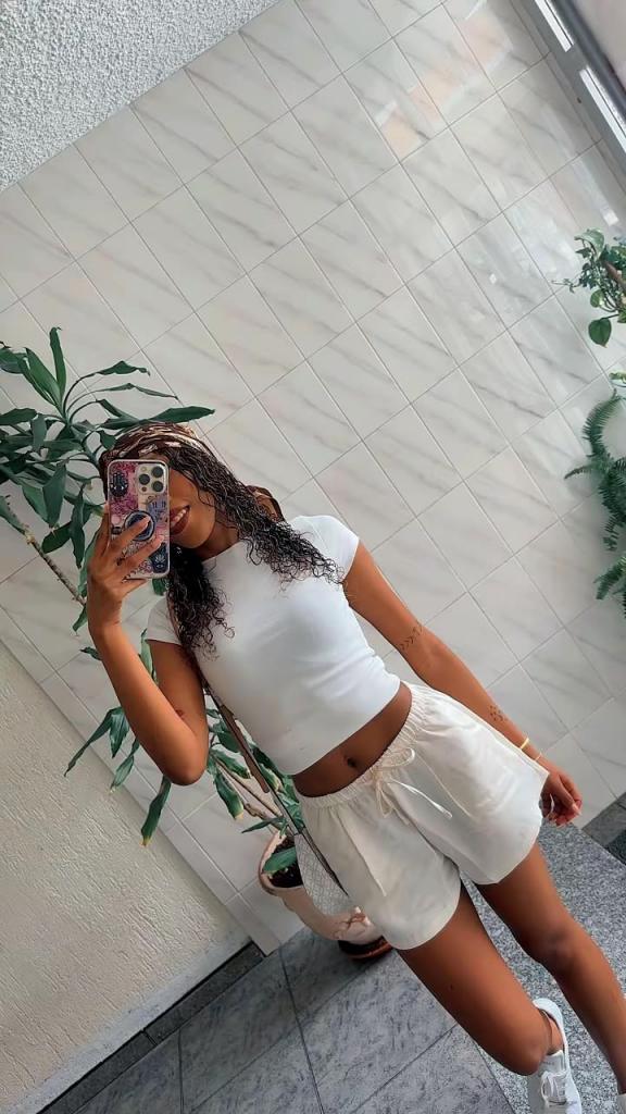 974563641: Chica busca chico en Huesca