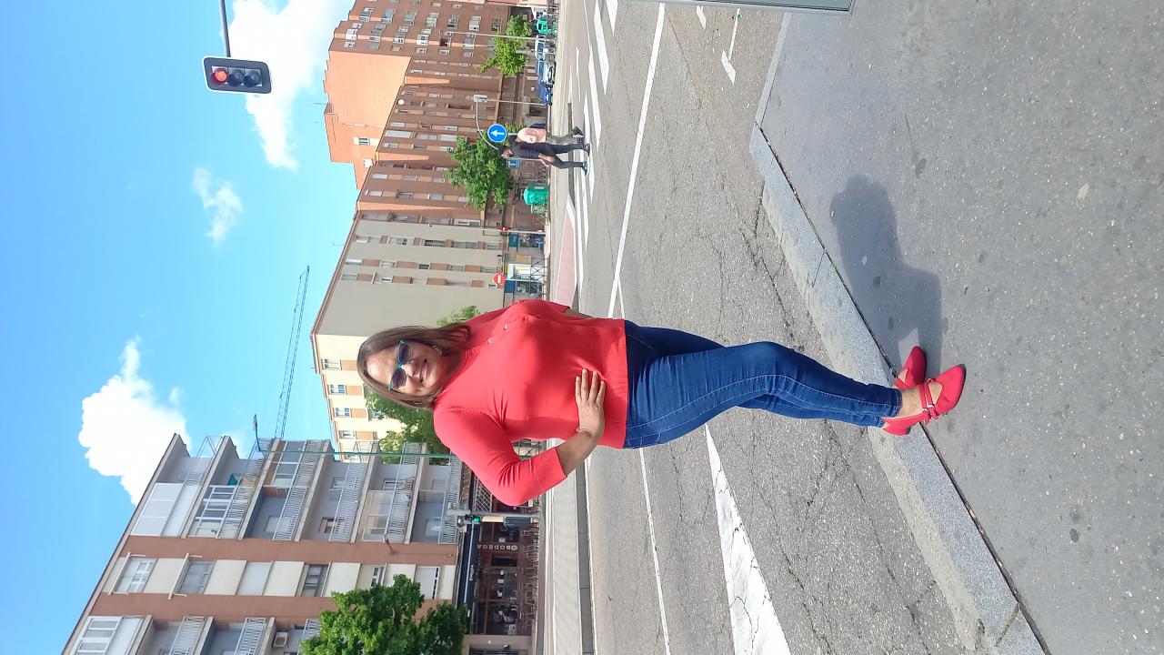 Chica busca chico en Sevilla: 