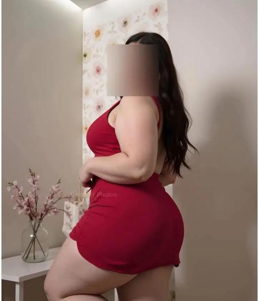 Chica busca chico en Granada: 