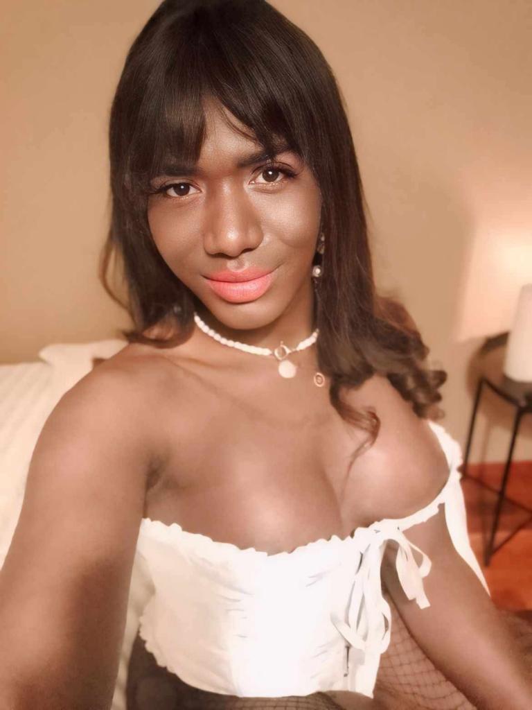 641334116: Transexual en Madrid