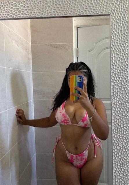Chica busca chico en Barcelona: 