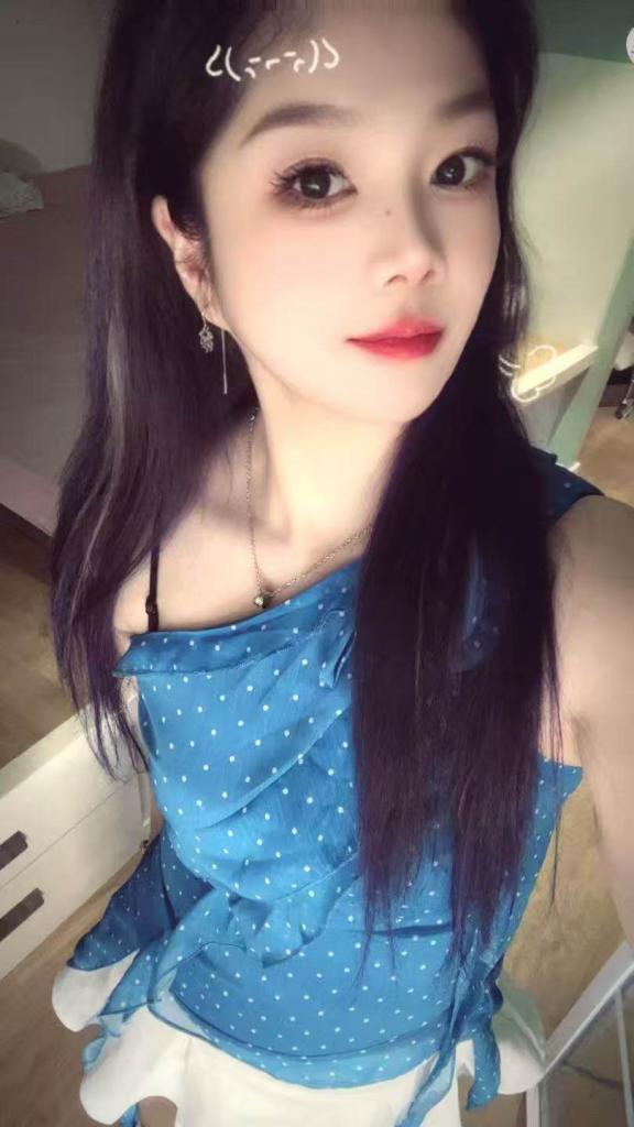 688081857: Chica busca chico en Tenerife