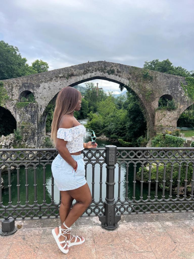Chica busca chico en Cantabria: 