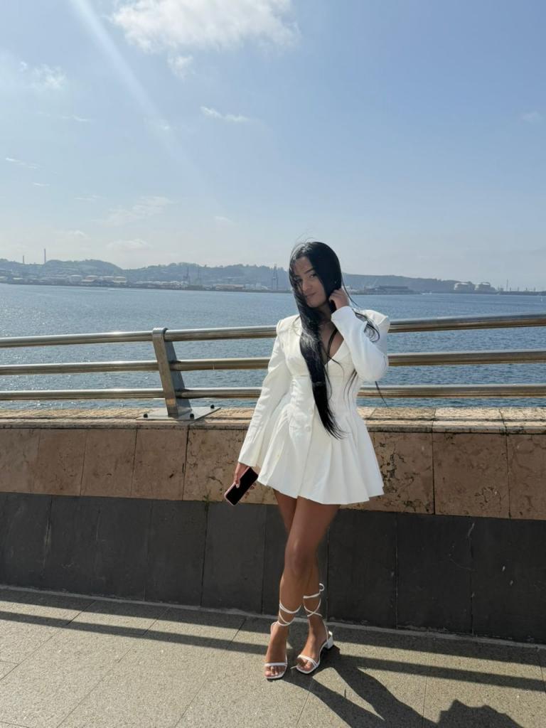 624192725: Chica busca chico en Zaragoza