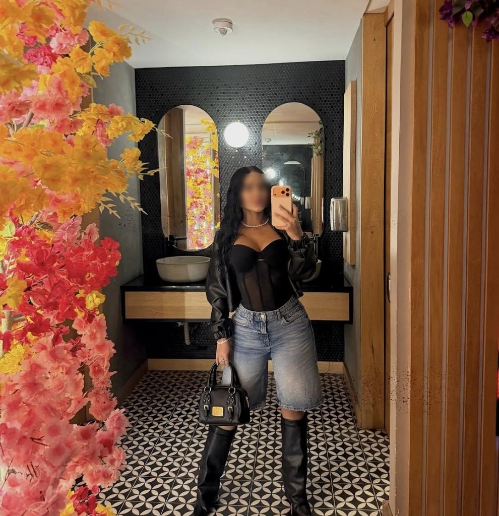 632990939: Chica busca chico en Orense