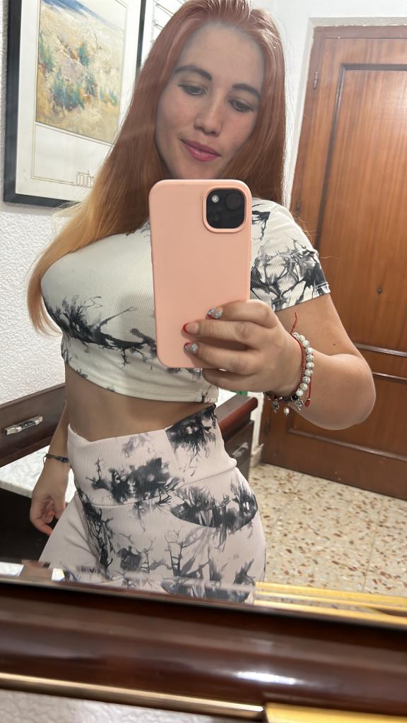 643996289: Chica busca chico en Málaga