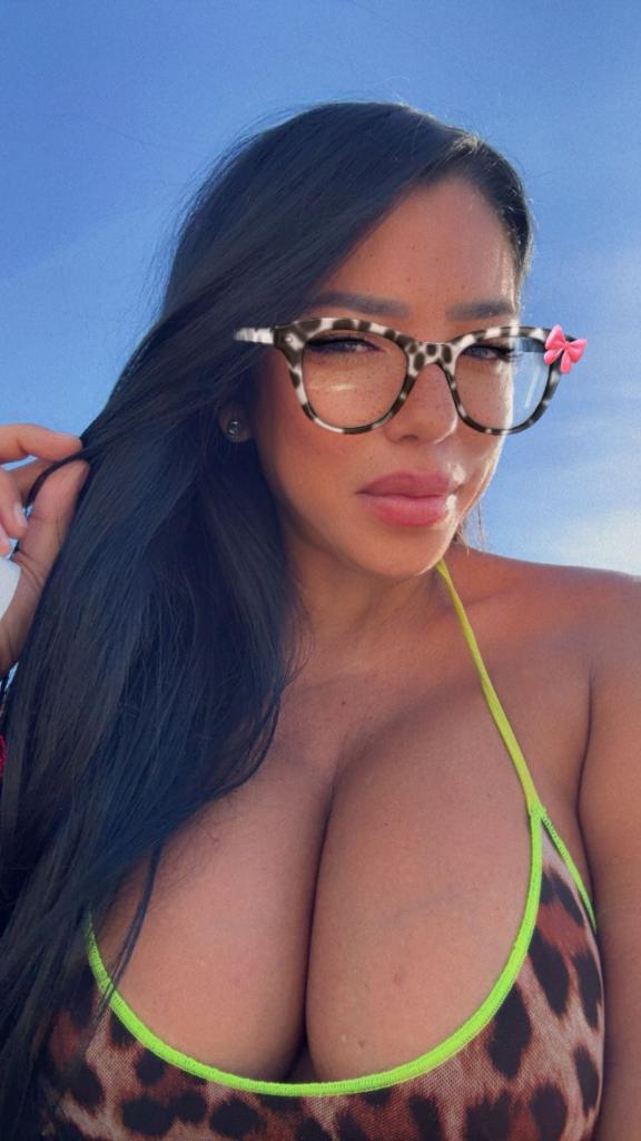 692385780: Chica busca chico en Alicante