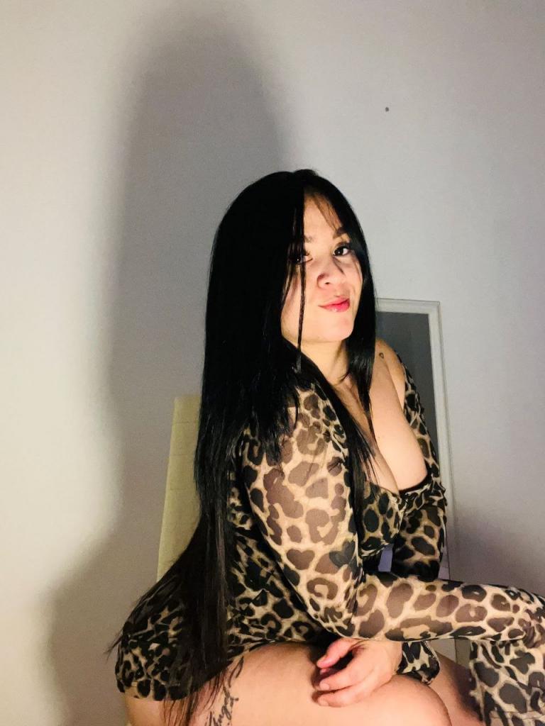 Chica busca chico en Murcia: 