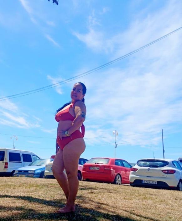 607602423: Chica busca chico en Pontevedra