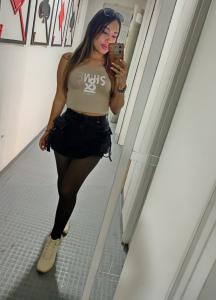 672867549: Chica busca chico en Málaga