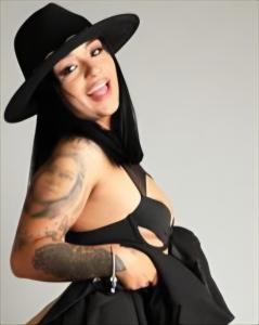 654429562: Chica busca chico en Madrid