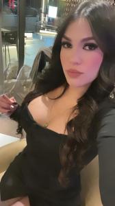 667006931: Chica busca chico en Gerona