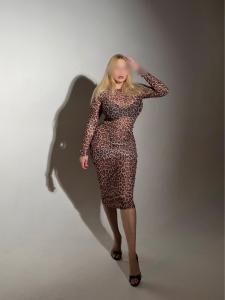 624983935: Chica busca chico en Gerona