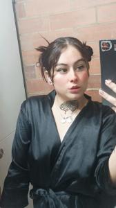 665417297: Chica busca chico en Valencia