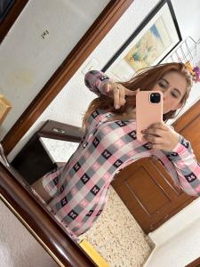 643996289: Chica busca chico en Málaga