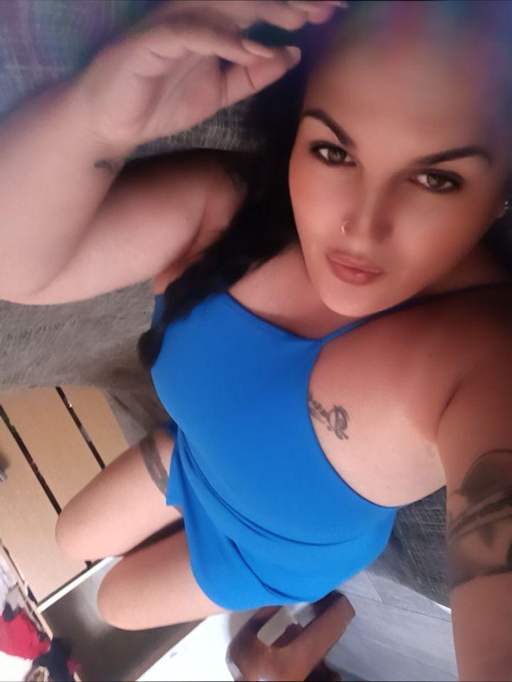 722568931: Chica busca chico en Sevilla