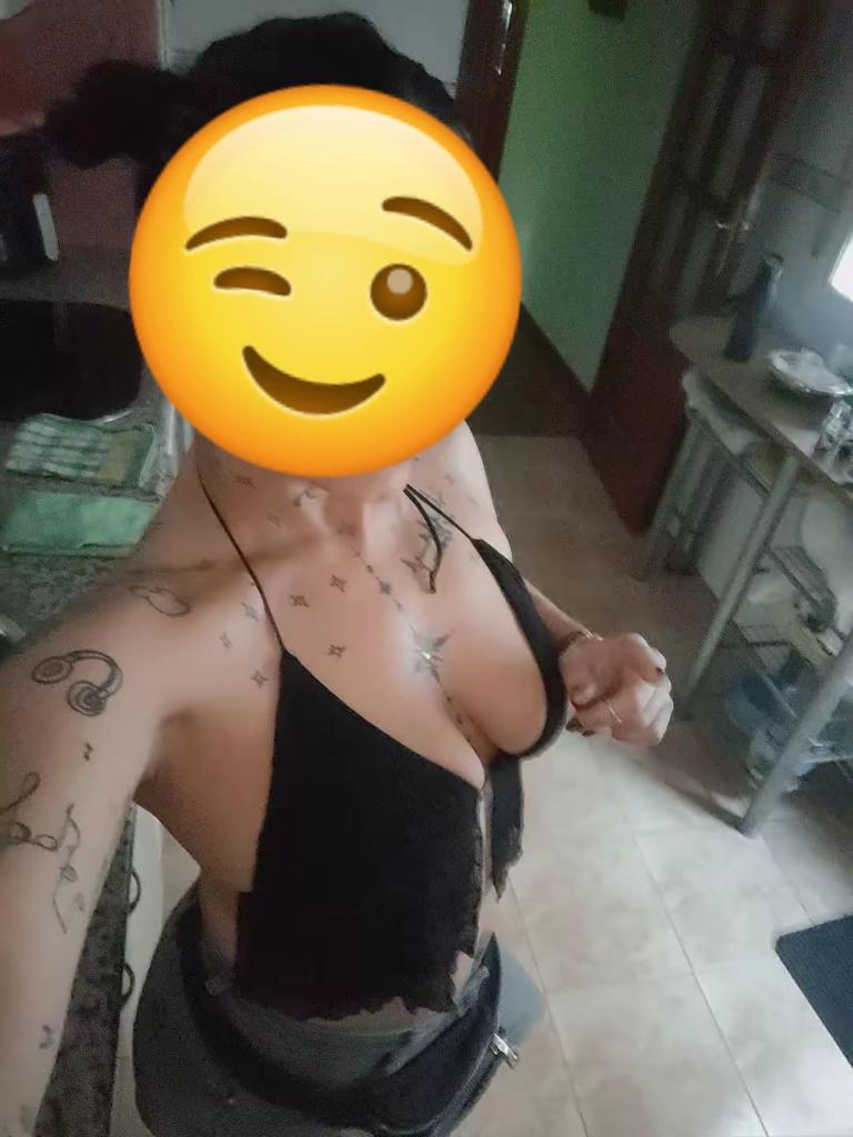 Chica busca chico en Huelva: 