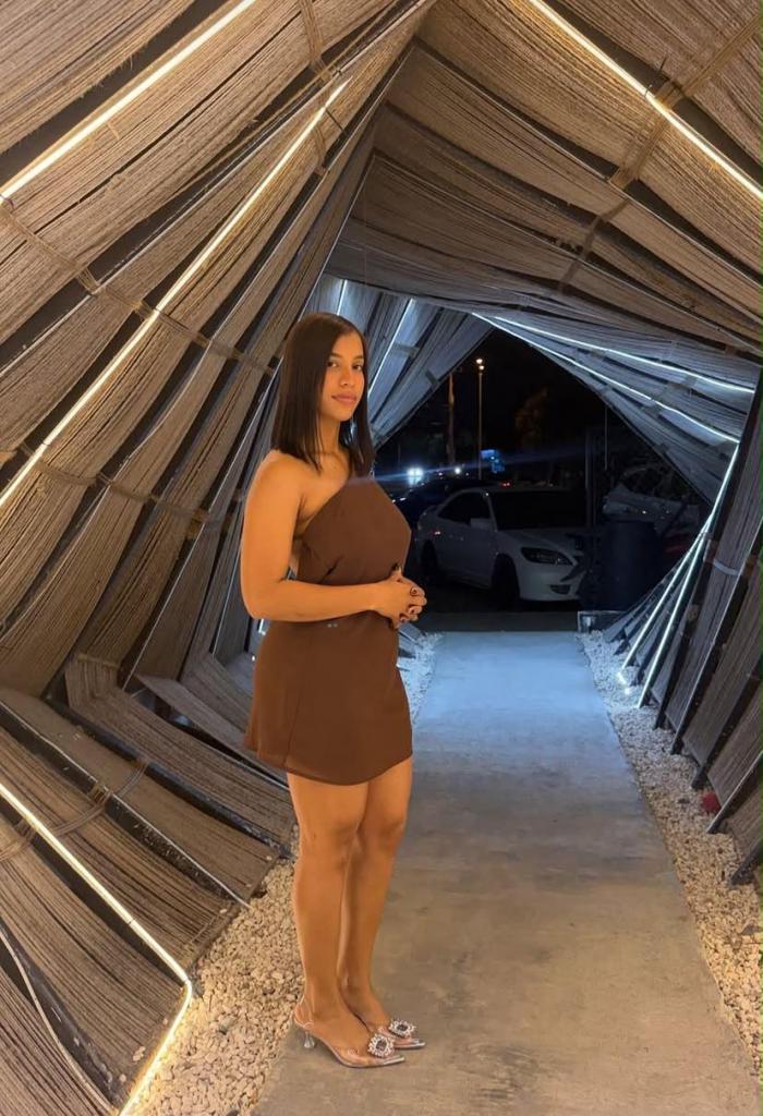 672643348: Chica busca chico en Málaga