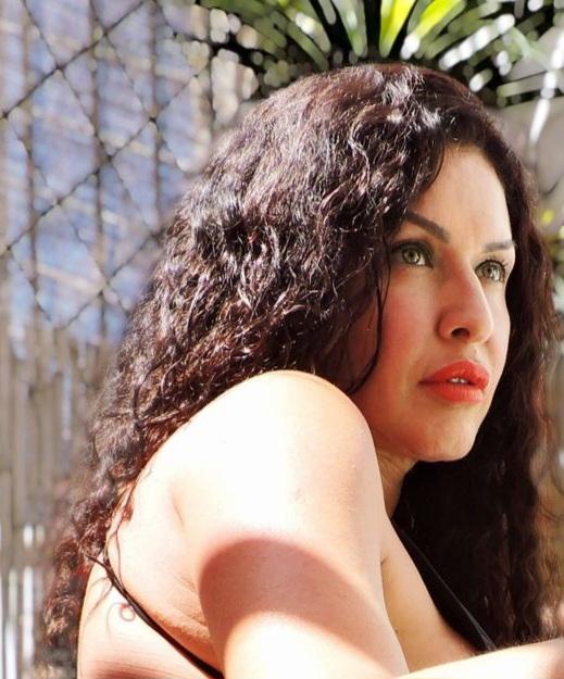 Chica busca chico en Ibiza: 
