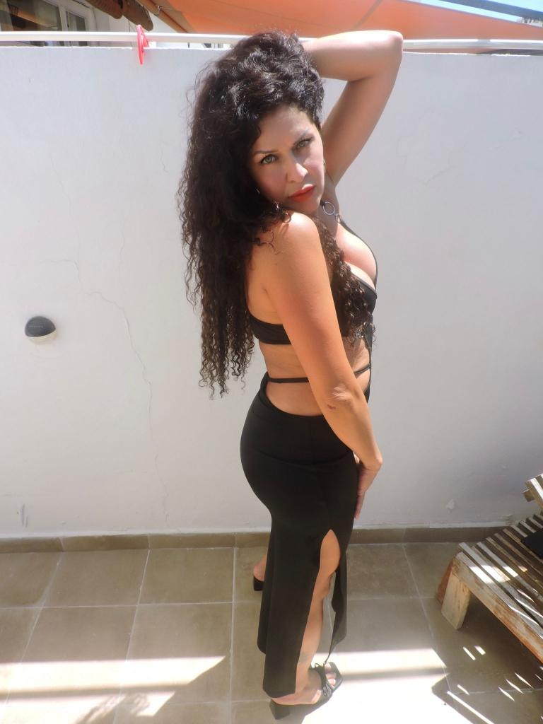 Chica busca chico en Ibiza: 