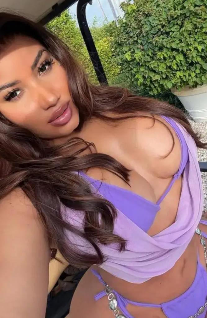 Chica busca chico en Almería: 