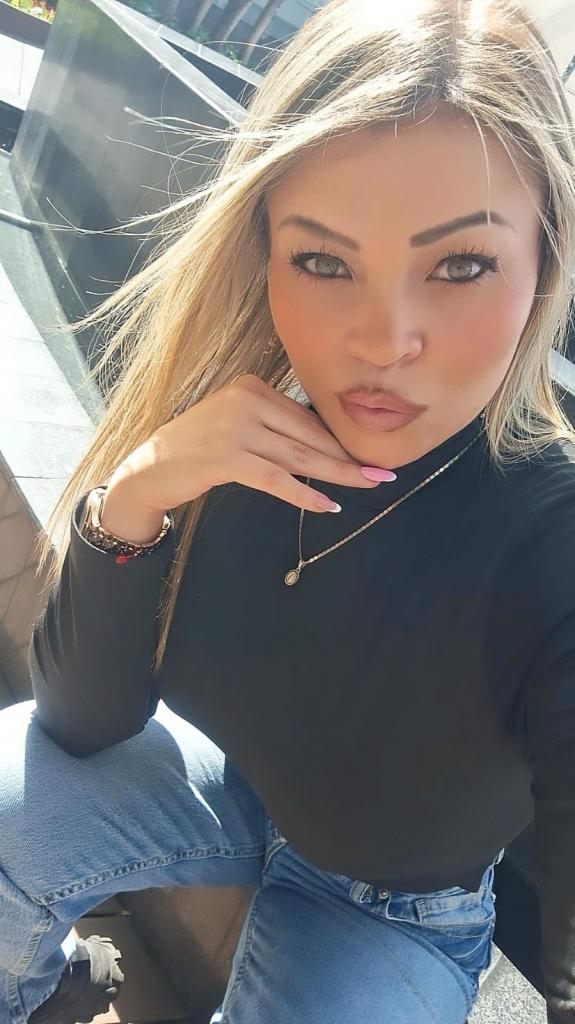 Chica busca chico en Lérida: 