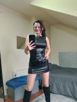 677549270: Chica busca chico en Pontevedra