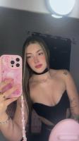 664289319: Chica busca chico en Barcelona