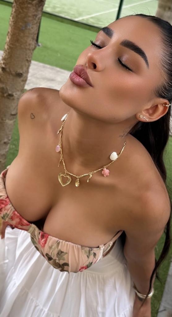 Chica busca chico en Málaga: Chica busca chico