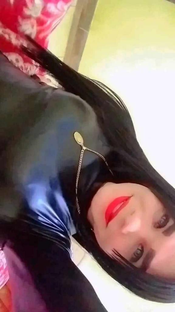 658596027: Travesti en León