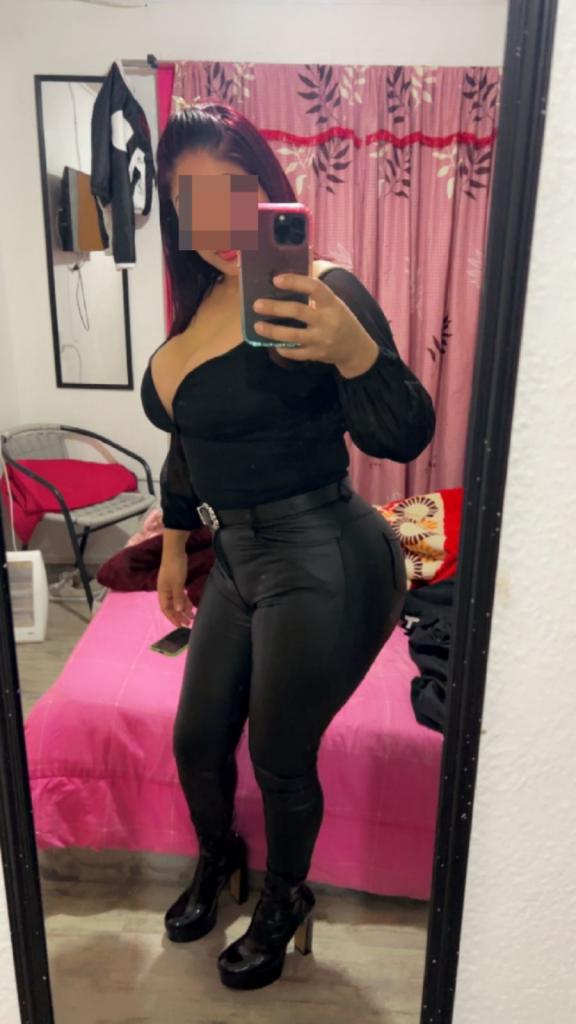 Chica busca chico en Tarragona: Chica busca chico