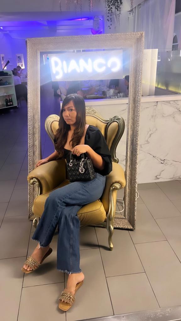 610098102: Travesti en Tenerife