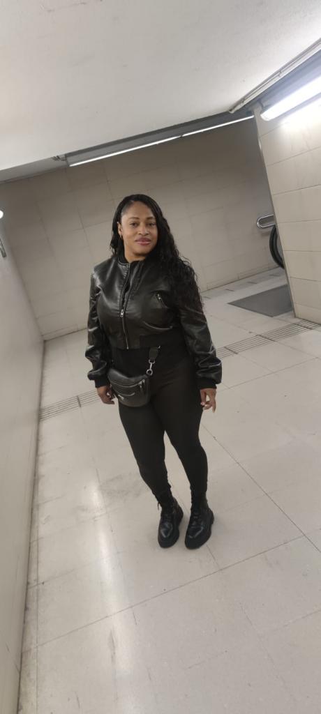 641983743: Chica busca chico en Albacete