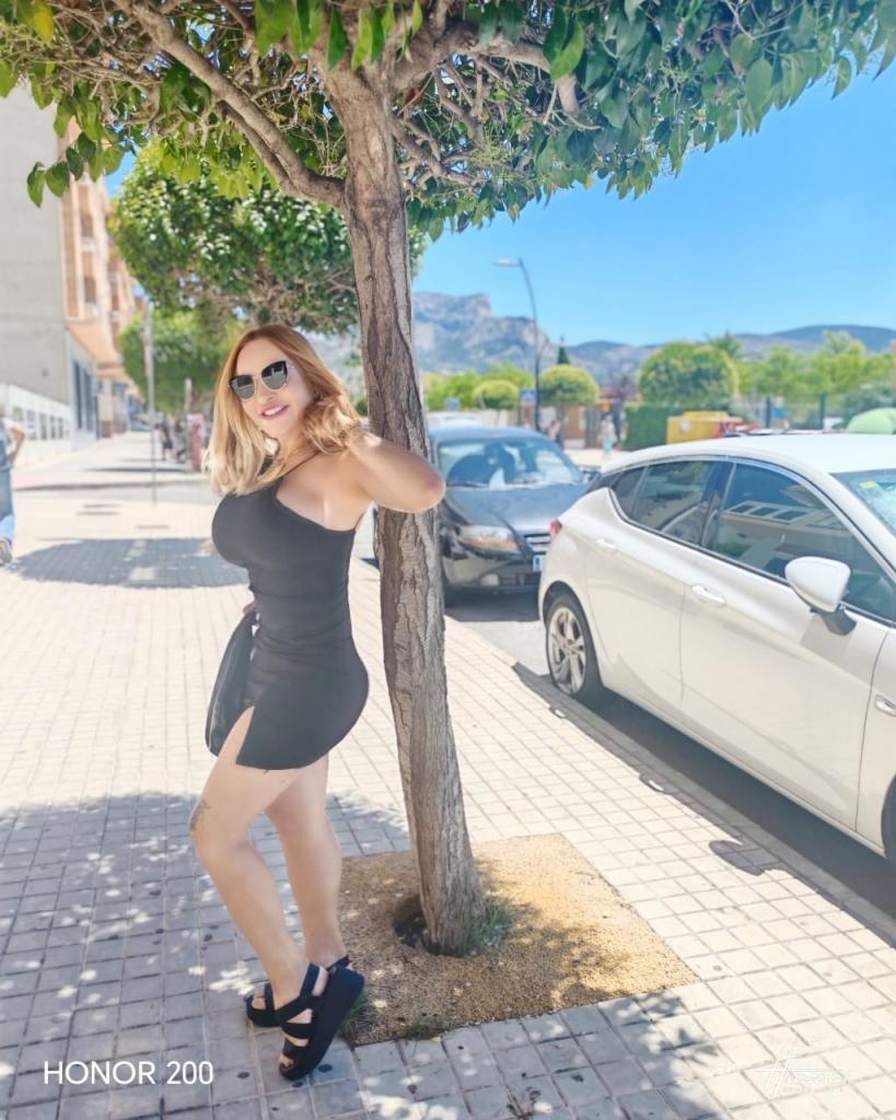 Chica busca chico en Alicante: 