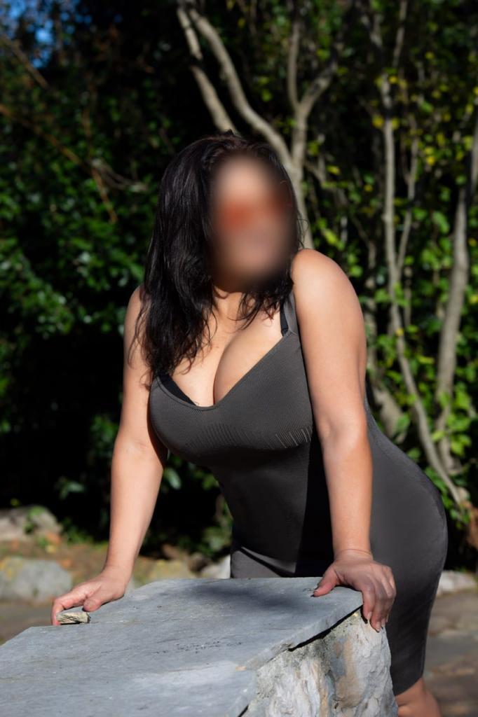 681354264: Chica busca chico en Valencia