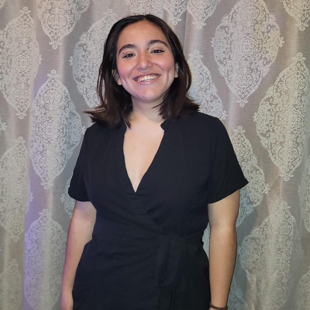 613434793: Chica busca chico en Barcelona